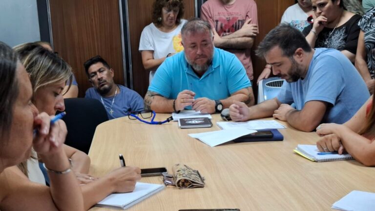 roberto-macho-y-cristian-tarantola-ate-mendoza-paritaria-administracion-central